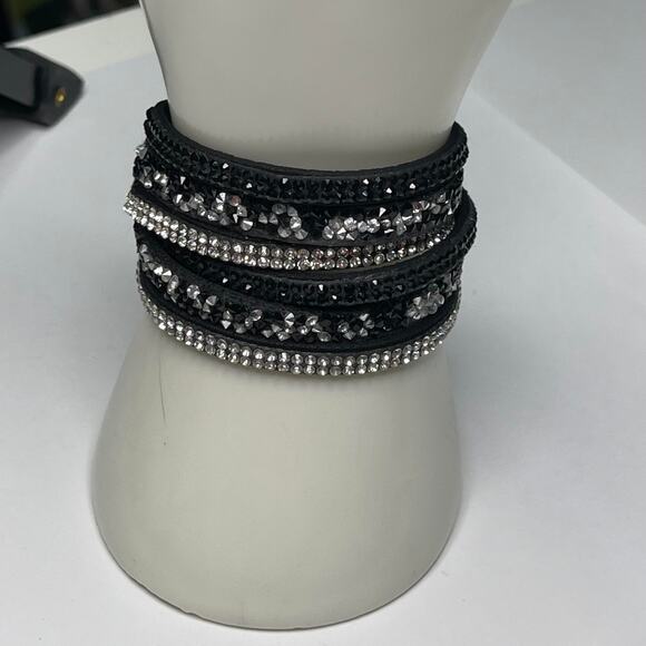 wrap bracelet black suede gray white boho bohemian versatile trendy jewelry - Picture 3 of 13